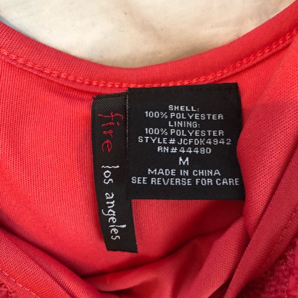 Coral open shoulder lace dress - Picture 5 of 5